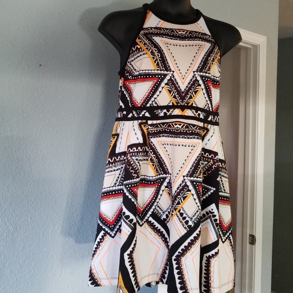 Mossimo Supply Co. Dresses & Skirts - Mossimo XL racerback geometric print dress